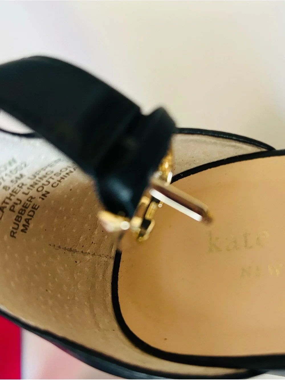 ♠️ Kate Spade ♠️ Black Willow Scalloped Laser-Cut Ankle-Strap Sandals (NWOT)